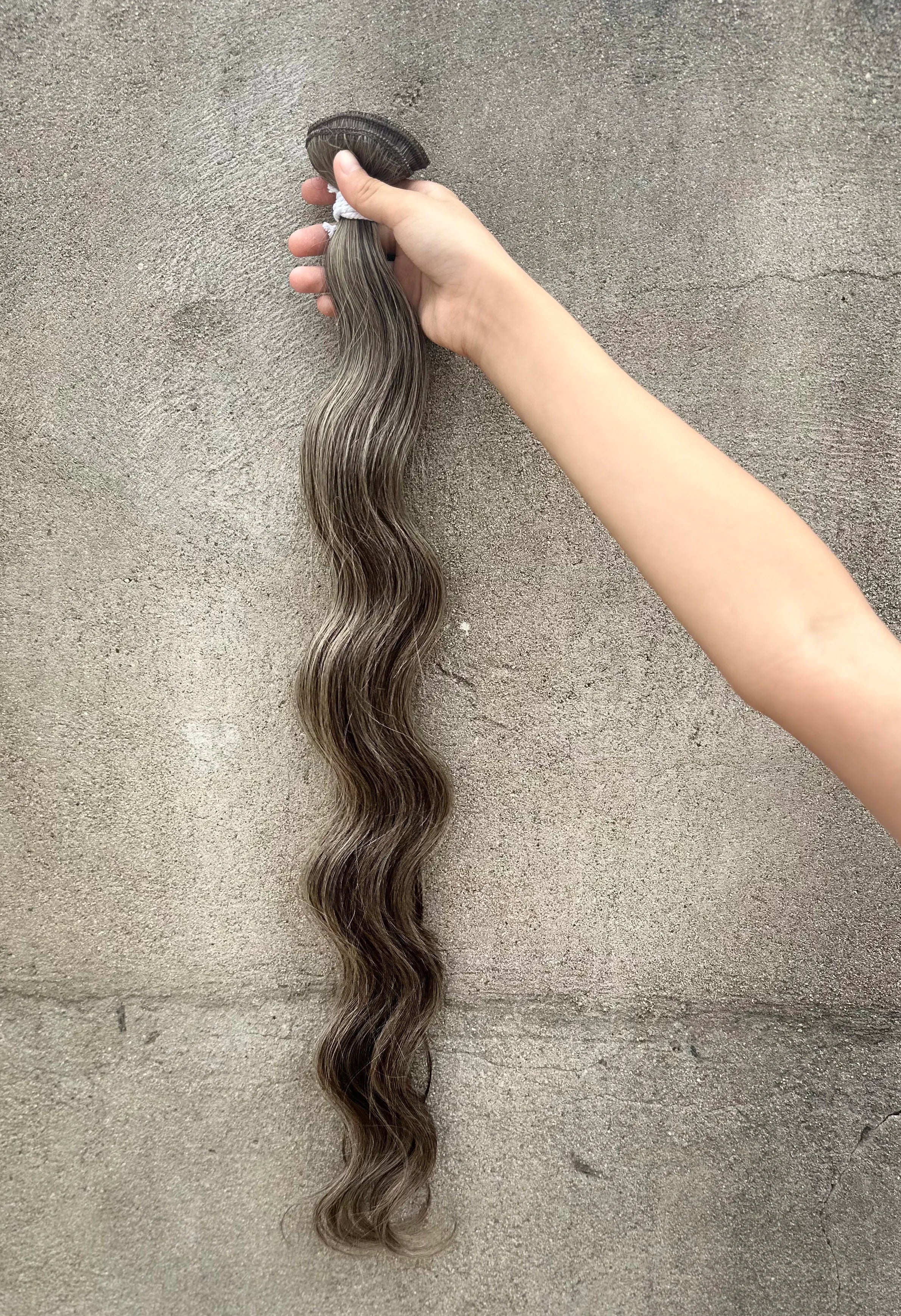 Velara 26” HD Lace Body Wave Bundles – Pre-Plucked Human Hair Color Bundles